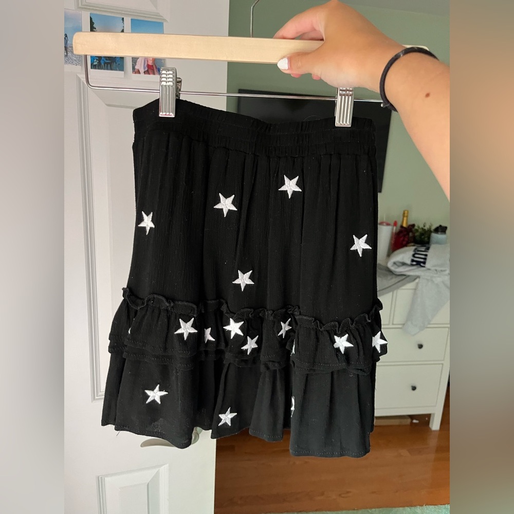 stories skirt size medium